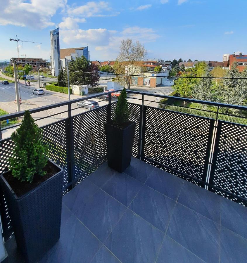 Apartment Mrvica Near The Zagreb Airport Velika Gorica Exterior photo